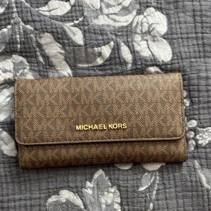Michael Kors Signature Brown Wallet